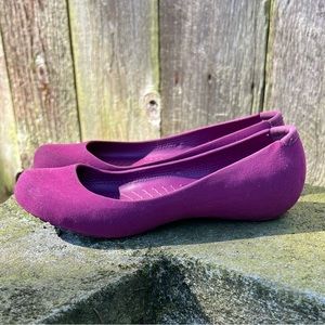 Crocs round toe ballet flats in orchid 5